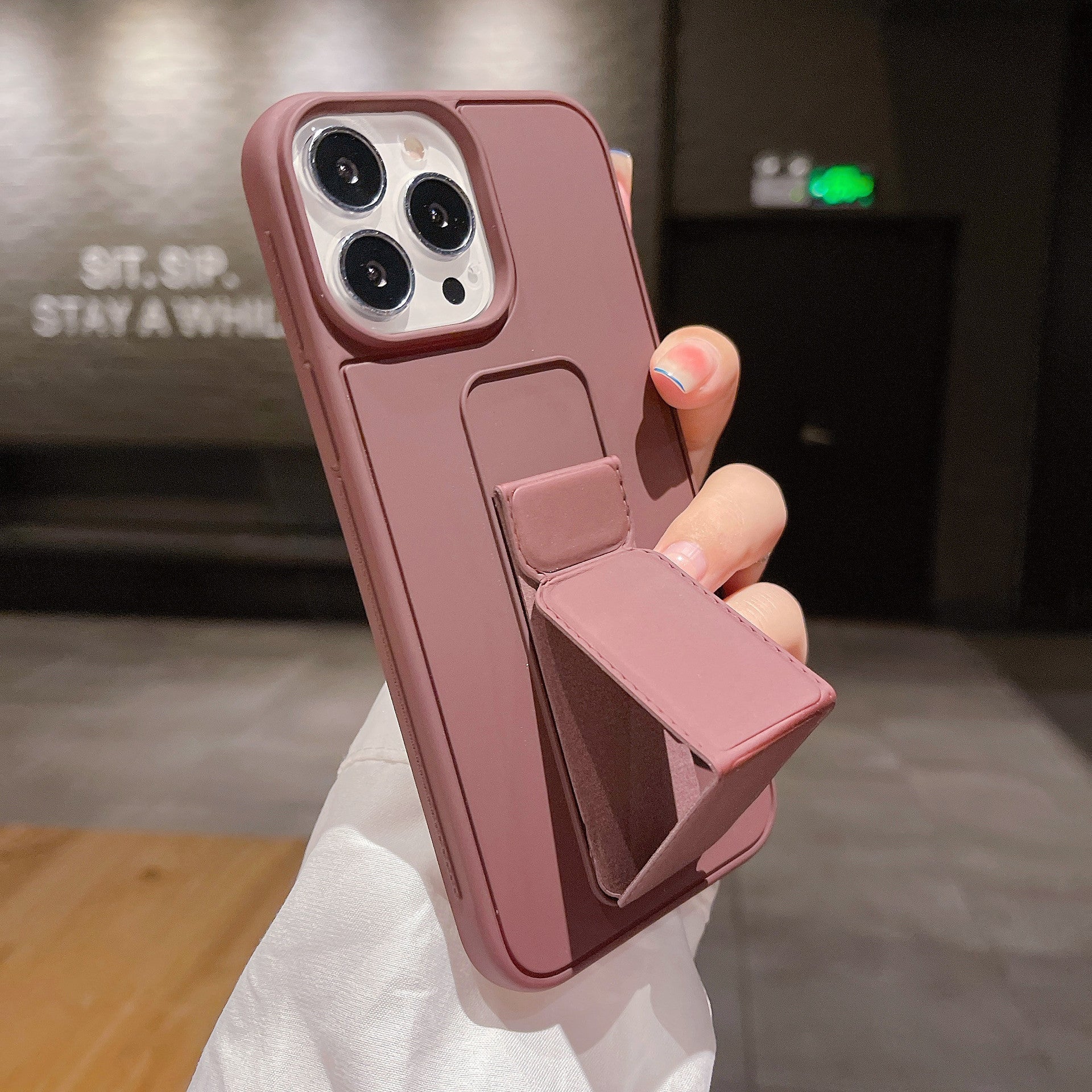 Folding Bracket Phone Case - Drop-Resistant & Durable Folding Bracket Phone Case Drop-resistan | Ectron Online
