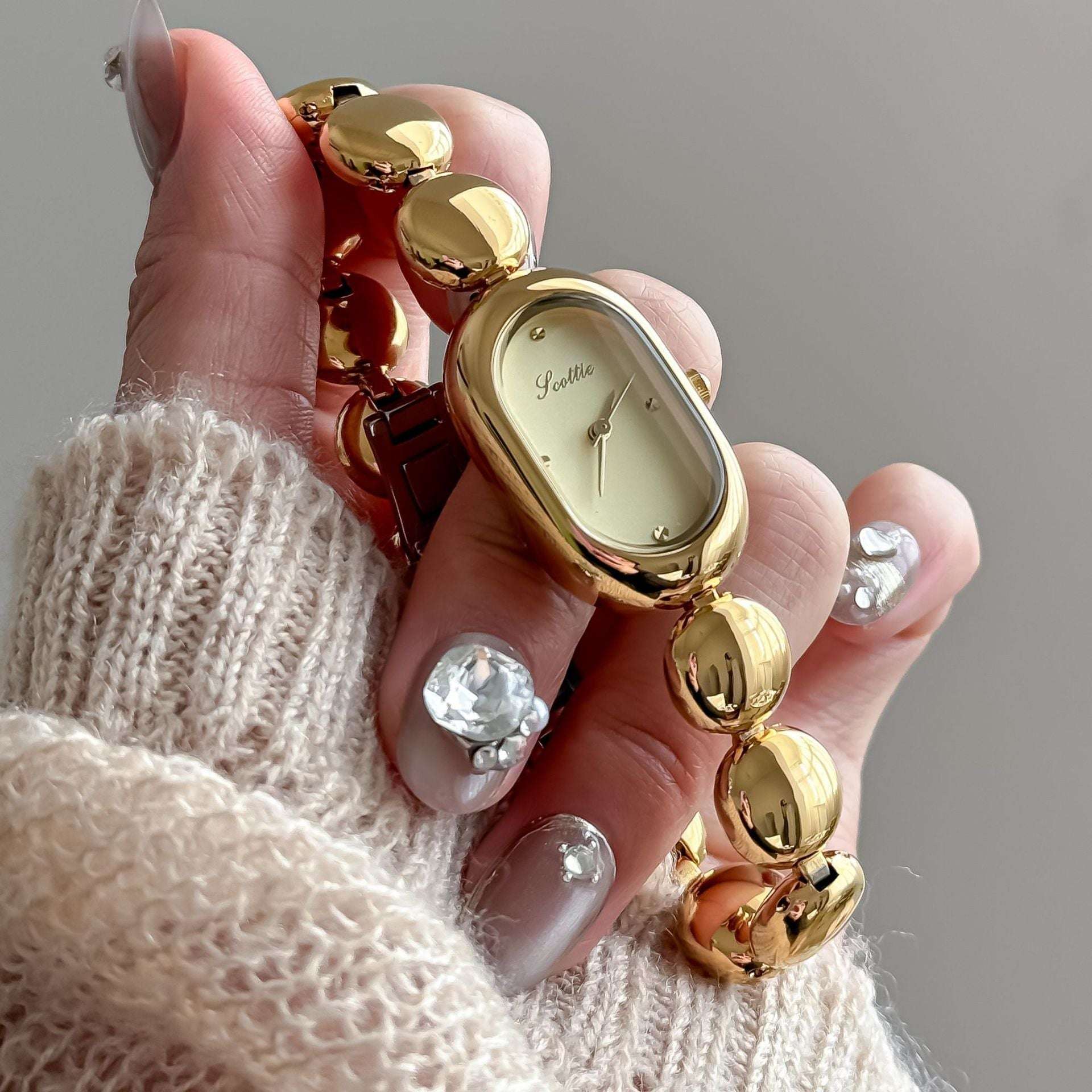 Gold Oval Watch & Bracelet for Women Good-looking Gold Elegant Oval Women's W | Ectron Online