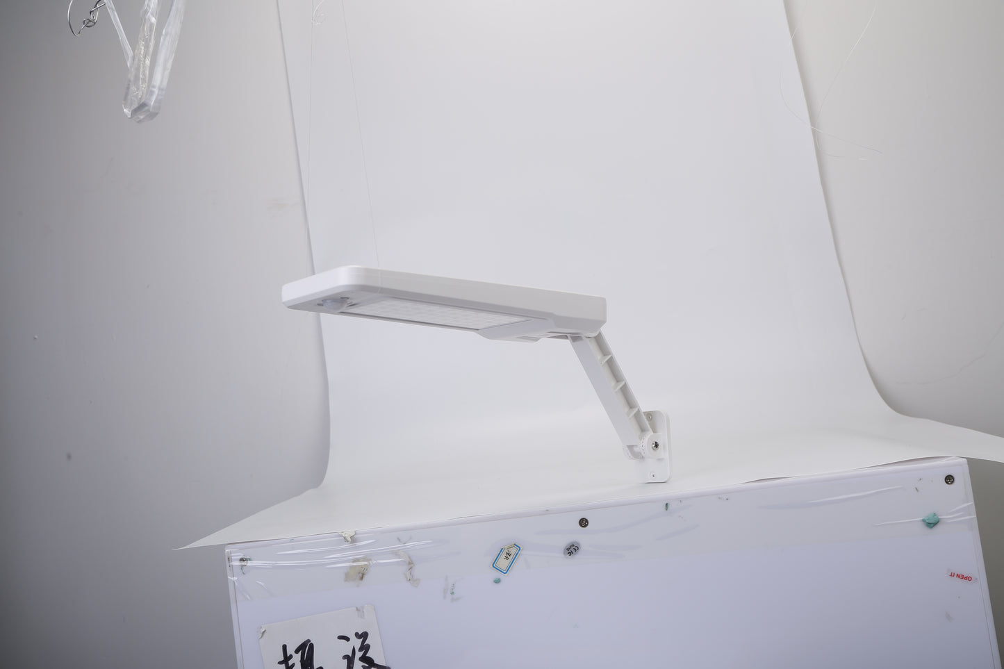 60 LED Solar Wall Light - Outdoor PIR Motion Sensor Security Lamp Solar Wall Light Outdoor 60LEDs PIR Moti | Ectron Online