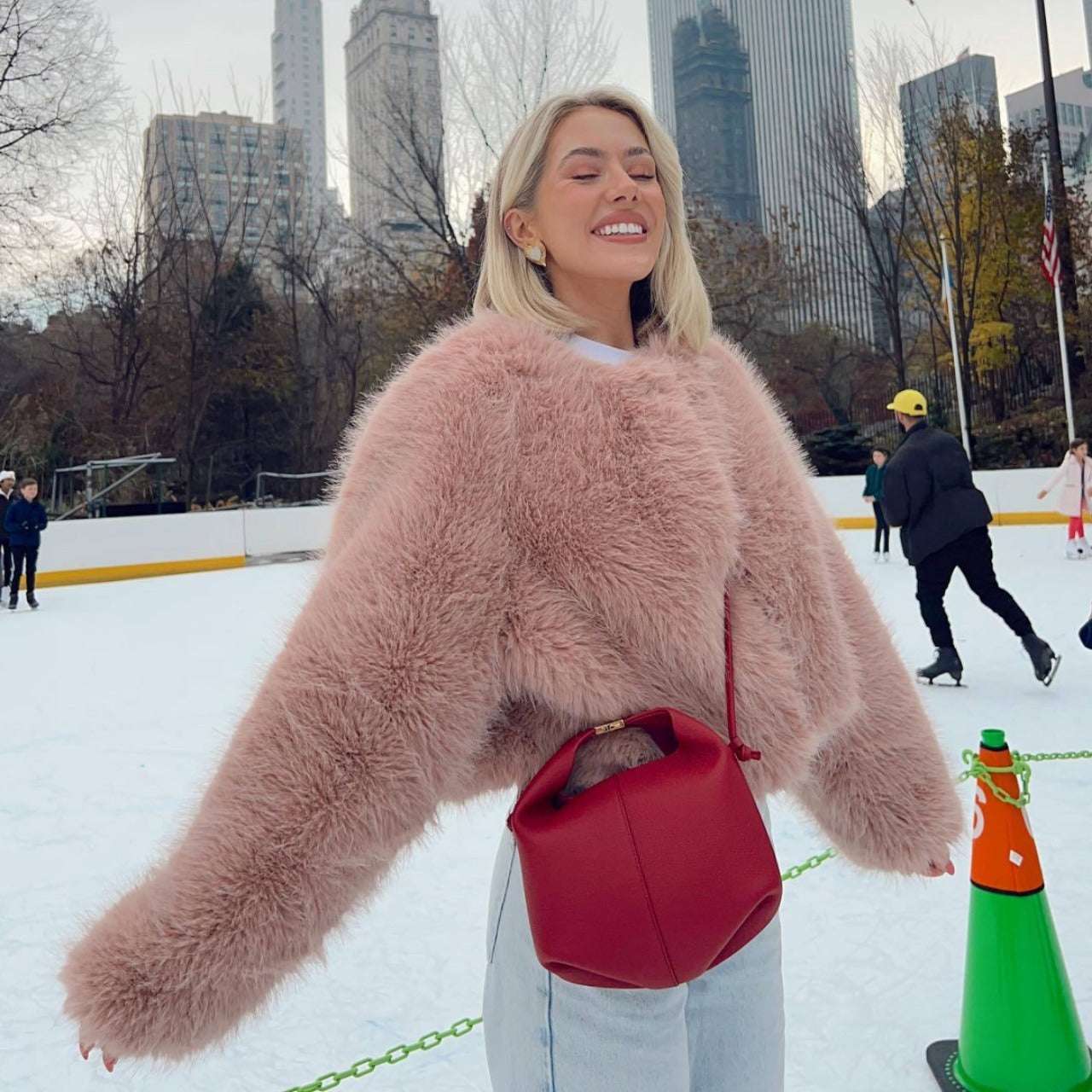 Chic Short Faux Fur Coat Polyester Imitation Fur Women's Short Ca | Ectron Online