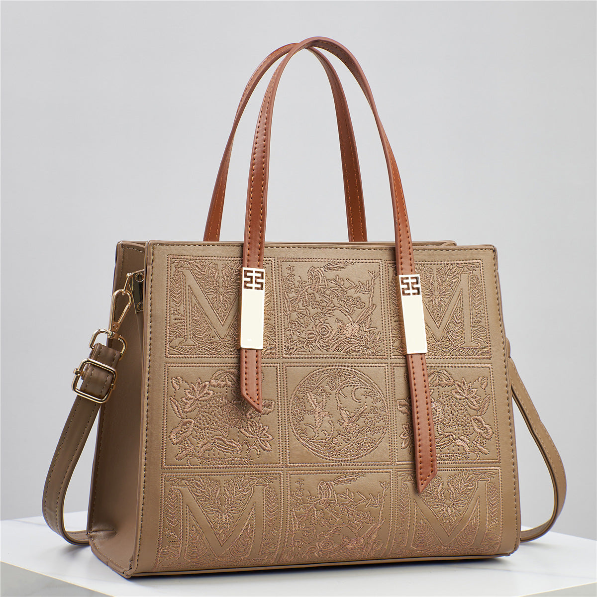 Light Luxury Portable Shoulder Bag - Messenger Style Light Luxury Portable Shoulder Messenger | Ectron Online