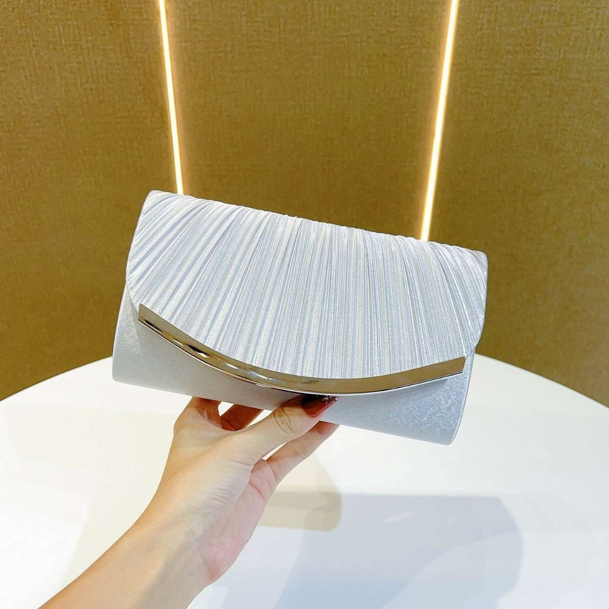 Banquet Clutch Crossbody Women's Chain Bag