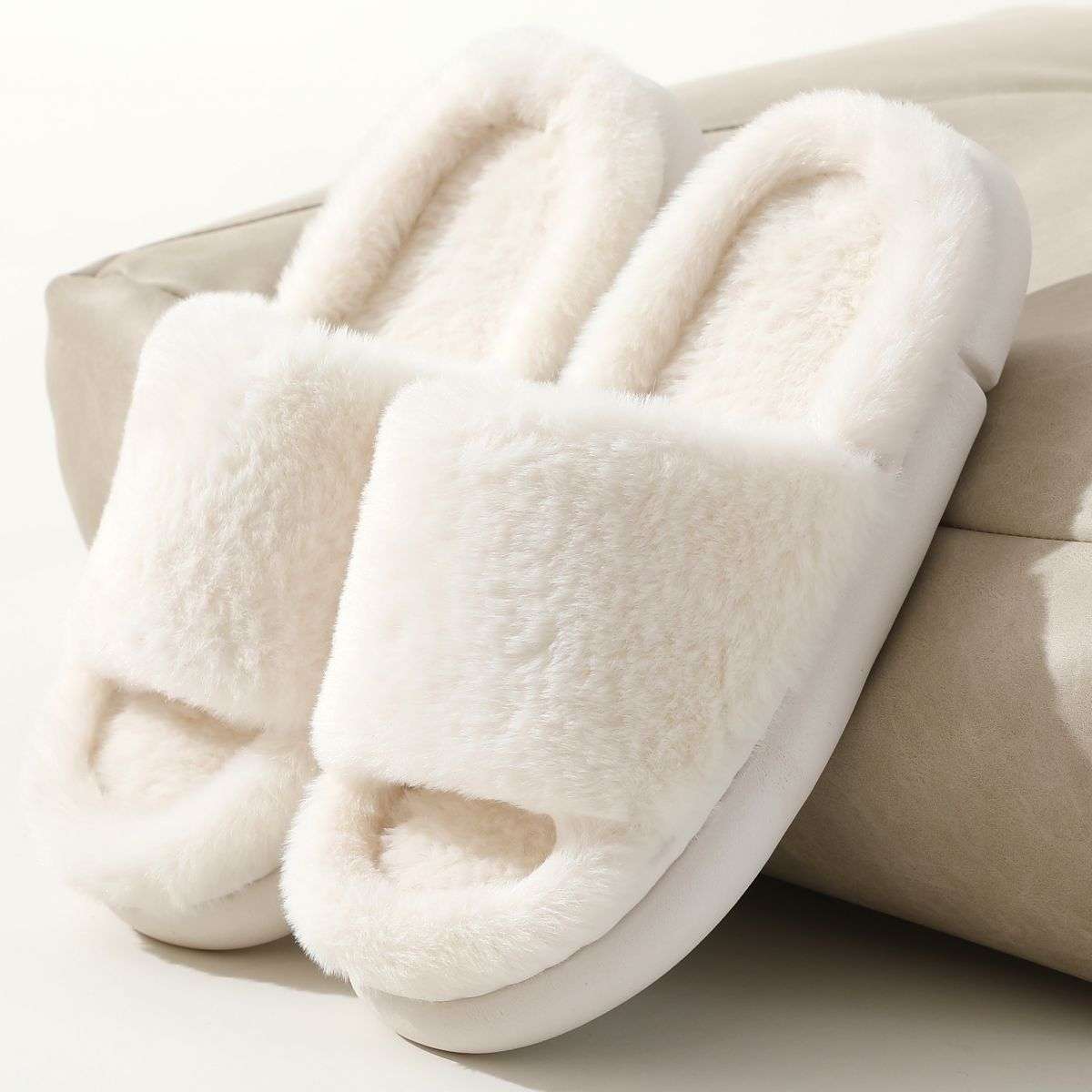 Fairy Style Fluffy EVA Slippers – Thick-soled Women’s Outdoor Wear Fairy Style Thick-soled Eva Fluffy Slipp | Ectron Online