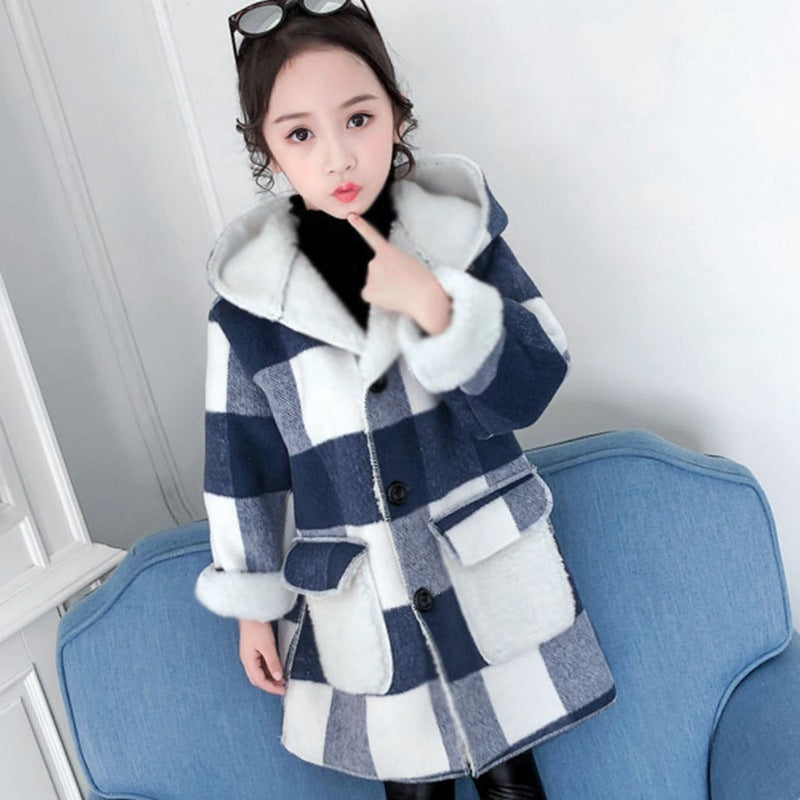 Girls' woolen overcoat in navy, white, and light-blue plaid with faux-fur hood
