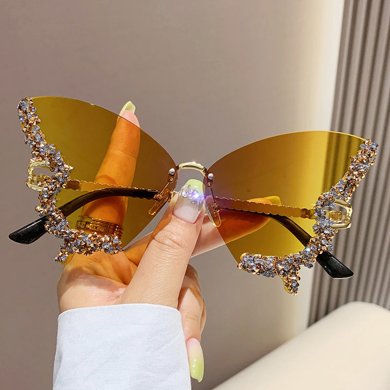 Luxurious & Unique: Diamond Butterfly Sunglasses Sunglasses | Ectron Online