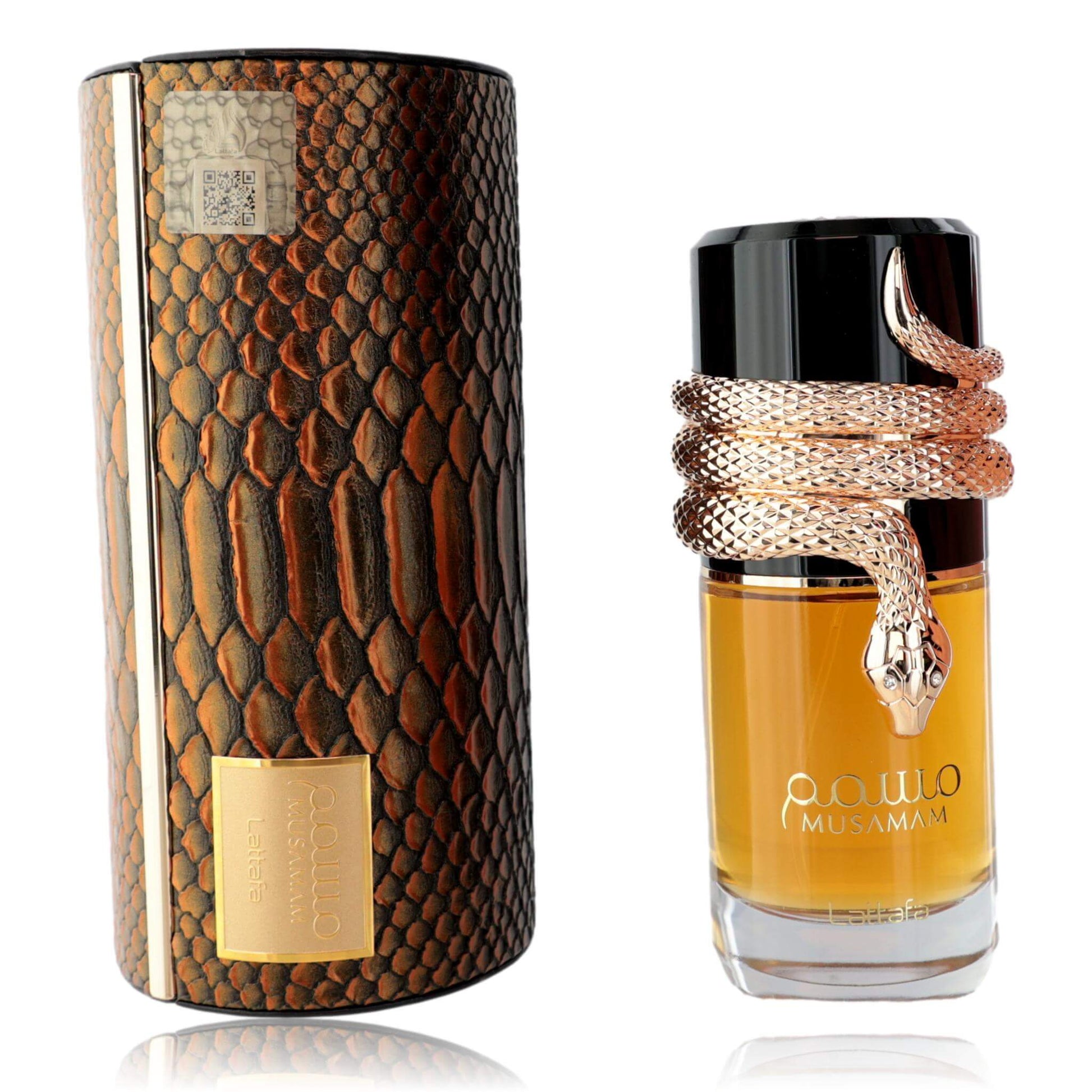 Unisex EDP spray bottle set: amber liquid, black cap, and metallic snake-skin tube