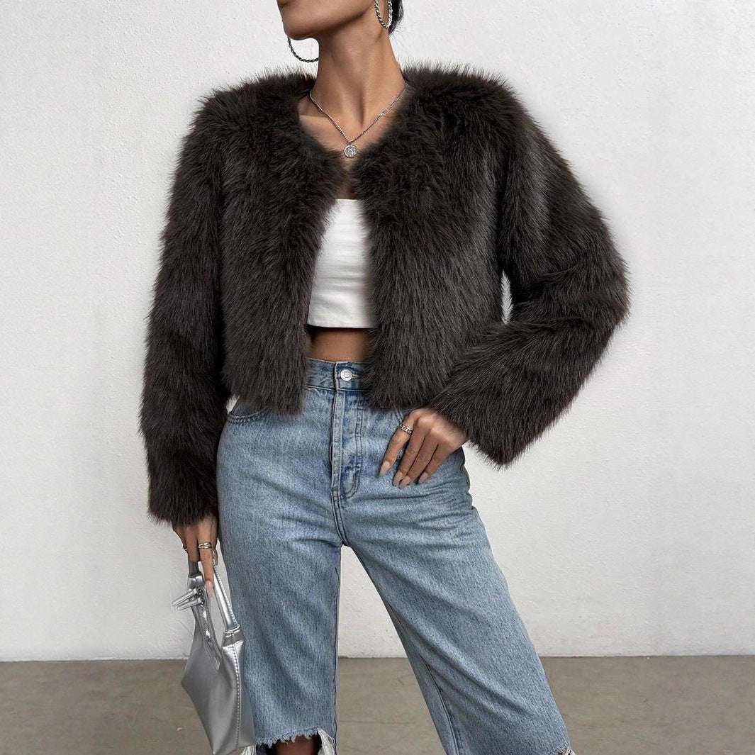 Faux fur short coat in black, long sleeves, cropped and open front
