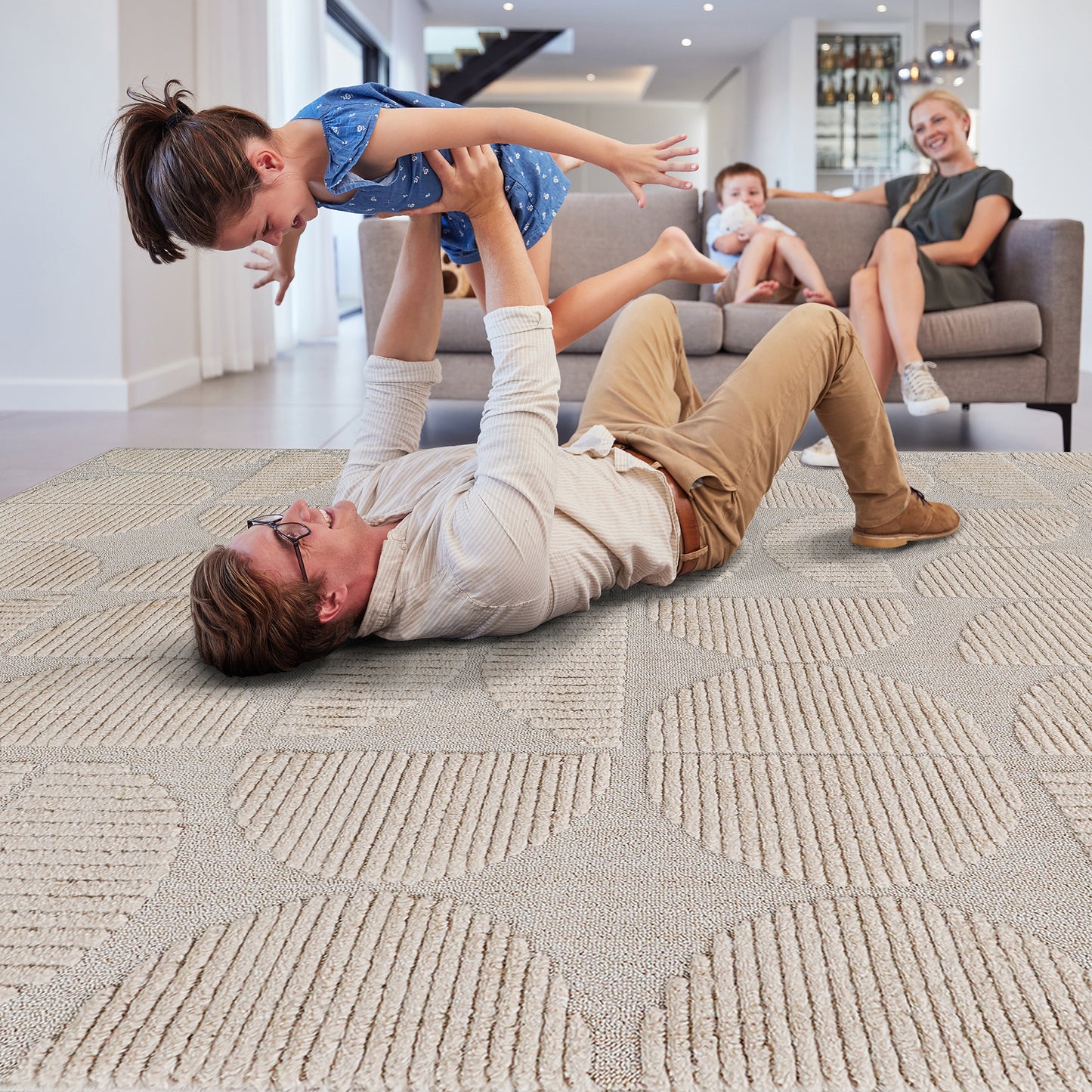 Step Collection High-Low Beige Area Rug - 7'9''x10' Geometric Rug