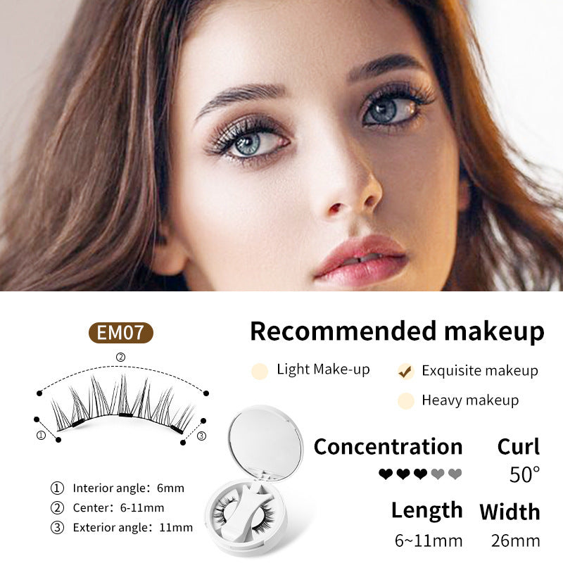 Magnetic false eyelashes EM07 style with open applicator case and two lash strips