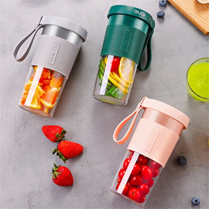 Mini USB Rechargeable Portable Blender Electric Fruit Juicer Kitchen Smoothie Maker Lightweight Sports Bottle Multifunction Blender