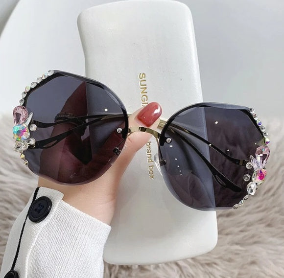 Creative Rhinestone UV Resistant Sunglasses