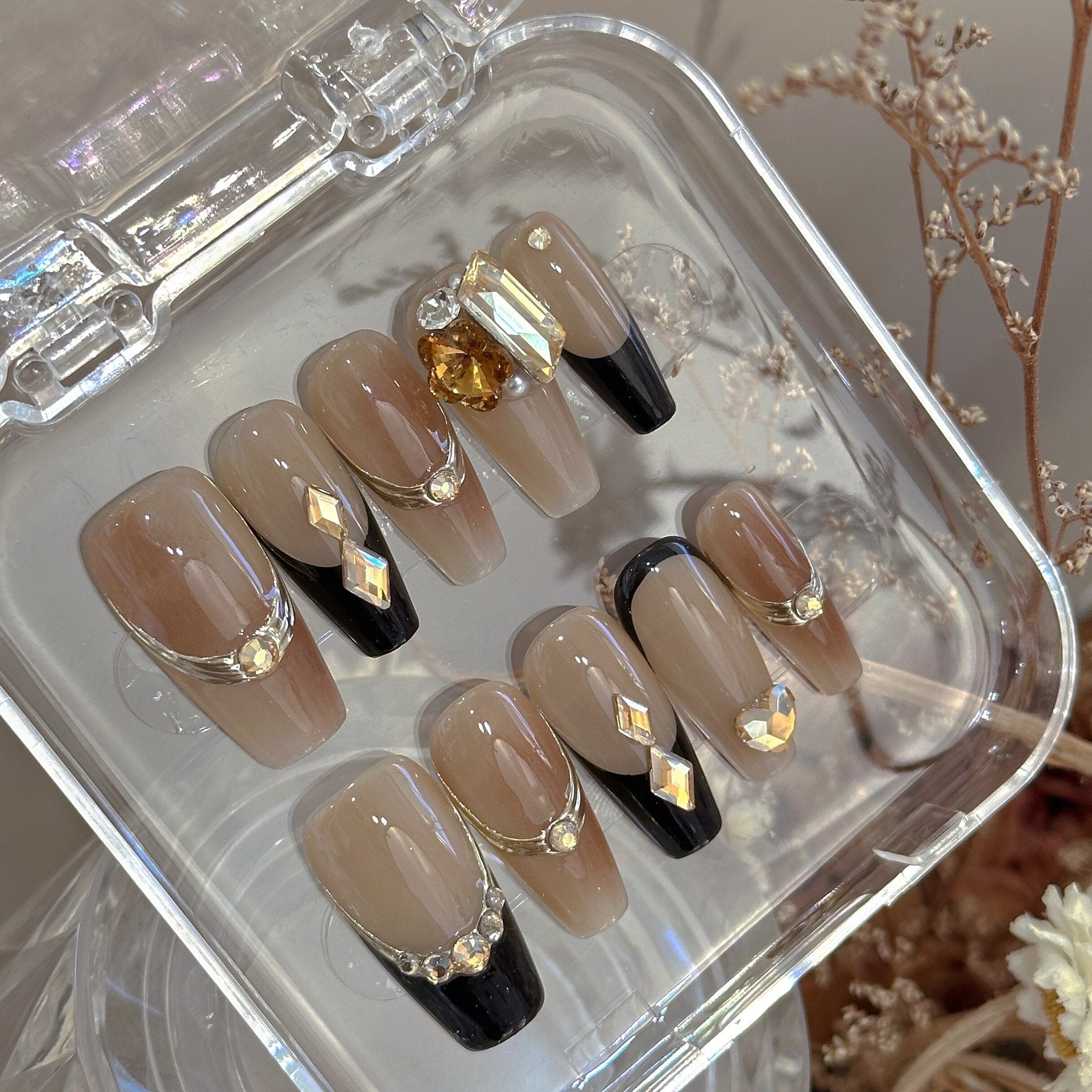Handmade White Rhinestone Nail Armor – Elegant & Exquisite Handmade Exquisite White Wearing Armor | Ectron Online