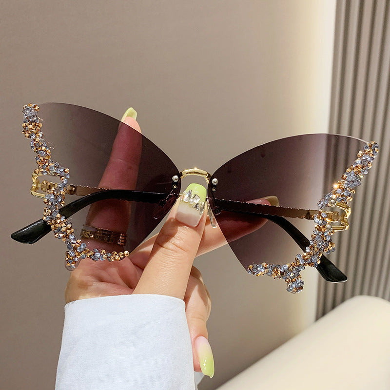 Luxurious & Unique: Diamond Butterfly Sunglasses Sunglasses | Ectron Online