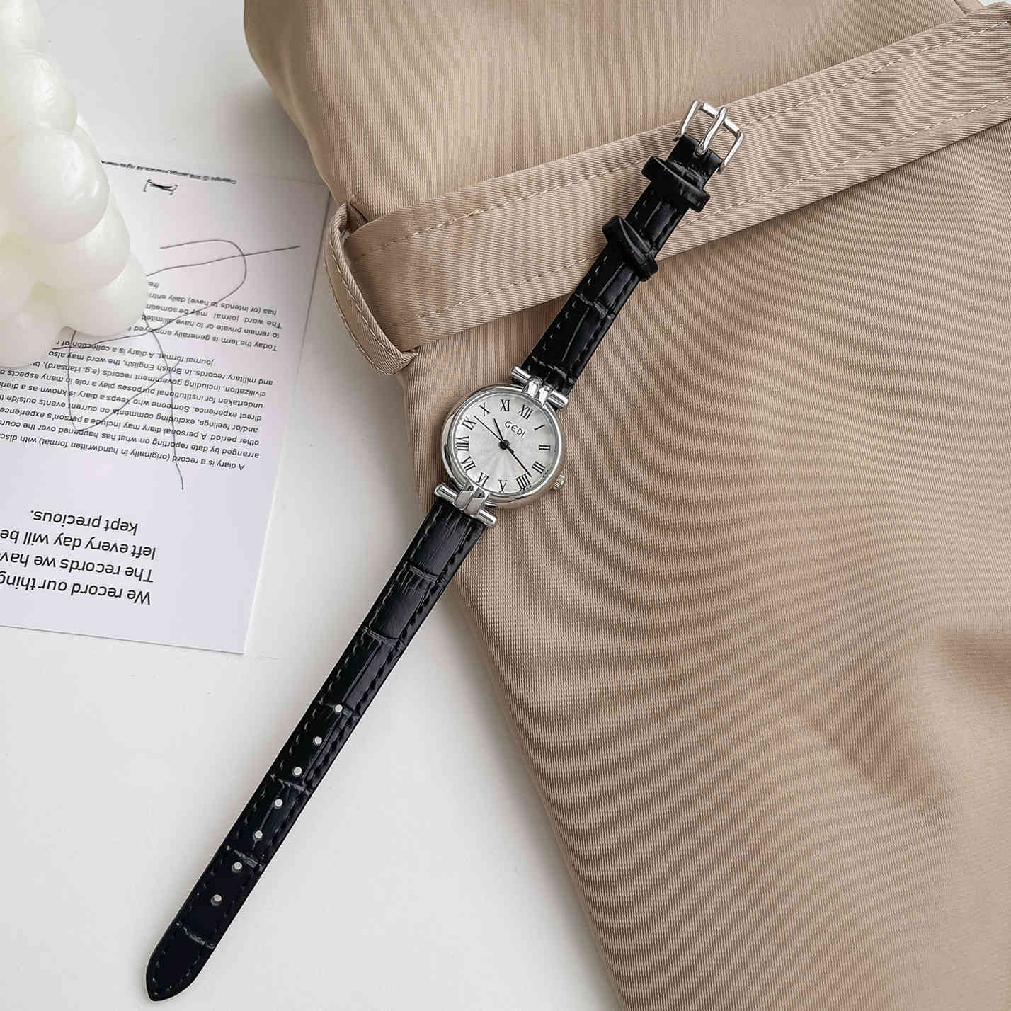 Unique Retro Simple Watch for Women Women's Simple Retro Minority Watch | Ectron Online