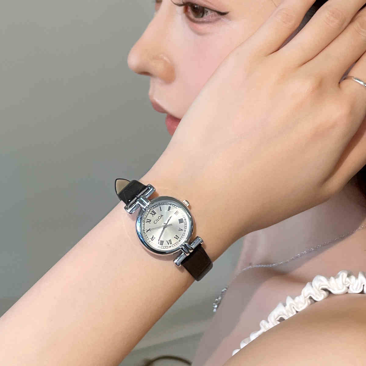 New Light Luxury Osmanthus Watch for Women Light Luxury Osmanthus New Women's Watch | Ectron Online