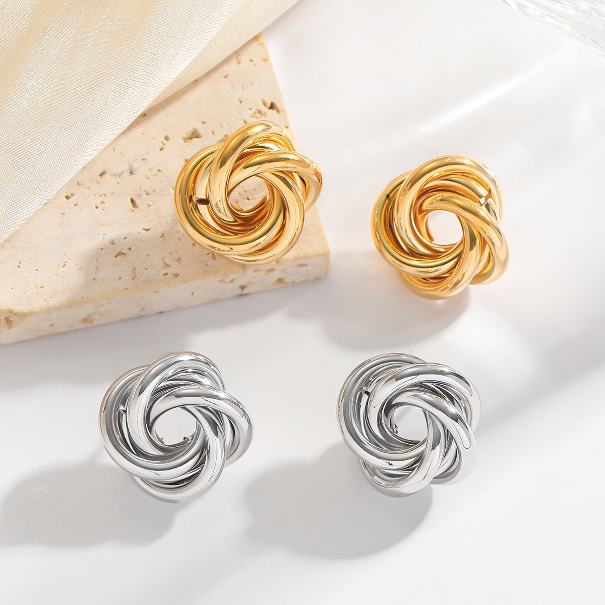 European And American Fashion Simple Bracelet Round Winding Earrings