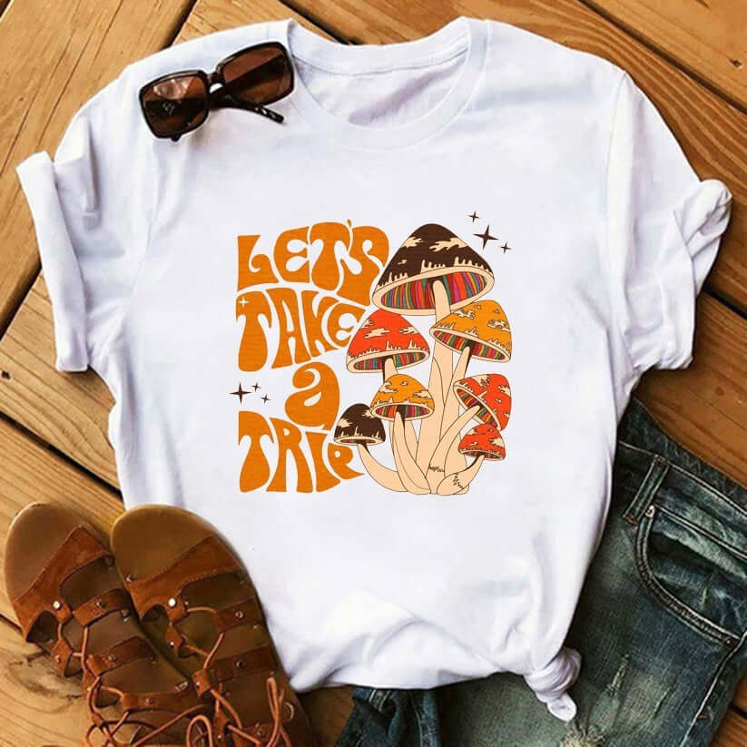 90's Funny Mushroom Print T-shirt Casual Round Neck Short Sleeves Printed Pullover Women T-shirt with colorful mushroom design