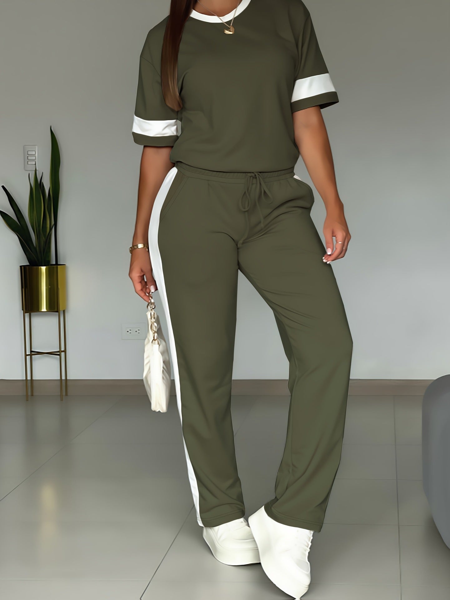 Women's Fashionable Casual Sportswear Suit