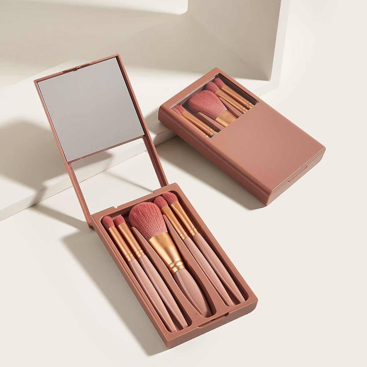 5-Piece Makeup Brush Set with Mirror for Travel 5 PCs Makeup Brushes With Mirror Travel | Ectron Online