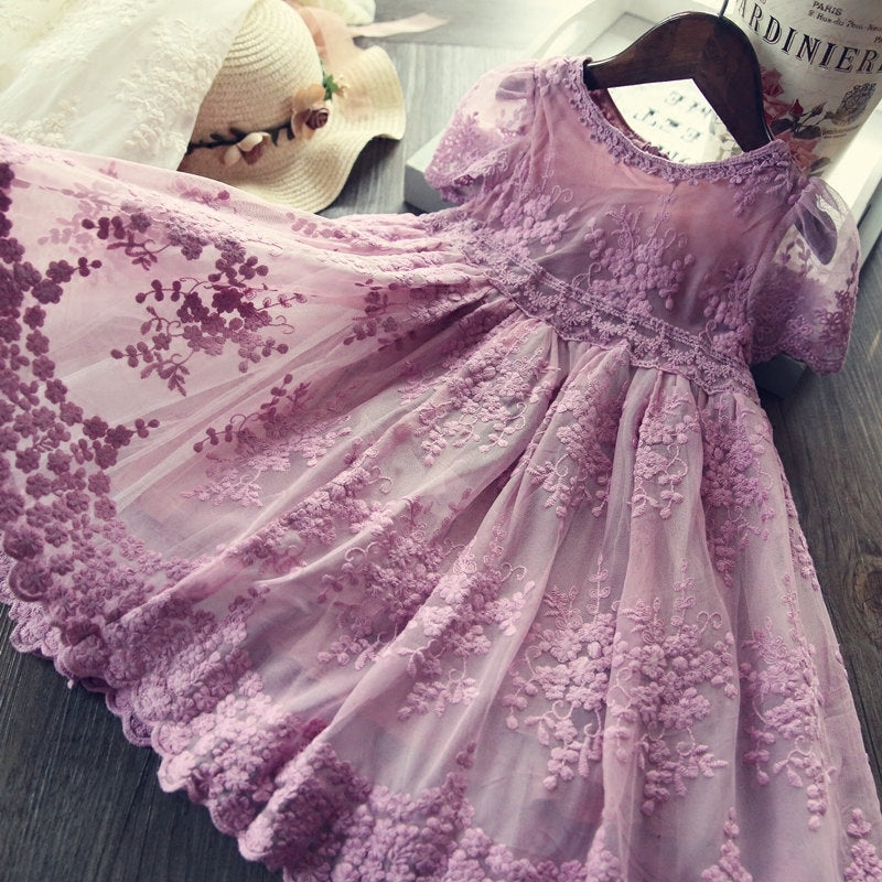 Girls' princess dress with purple lace bodice and embroidered flower detail, tulle skirt