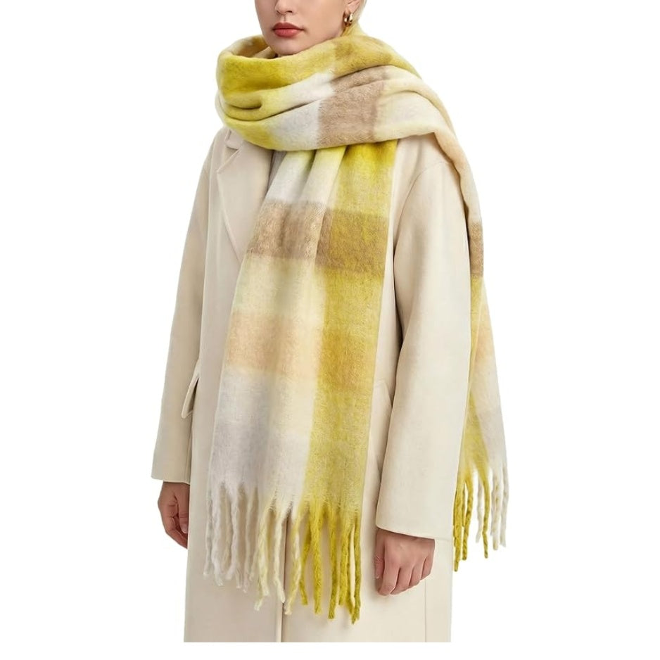 Women’s chunky knit blanket scarf in light cream with yellow-green check pattern fringe