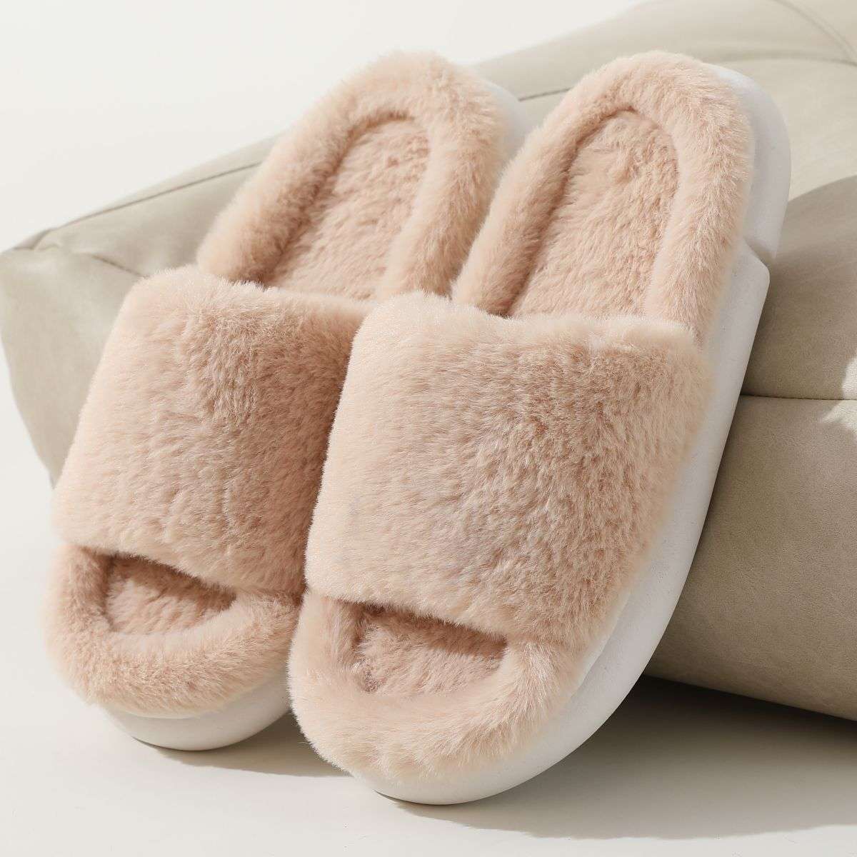 Fairy Style Fluffy EVA Slippers – Thick-soled Women’s Outdoor Wear Fairy Style Thick-soled Eva Fluffy Slipp | Ectron Online