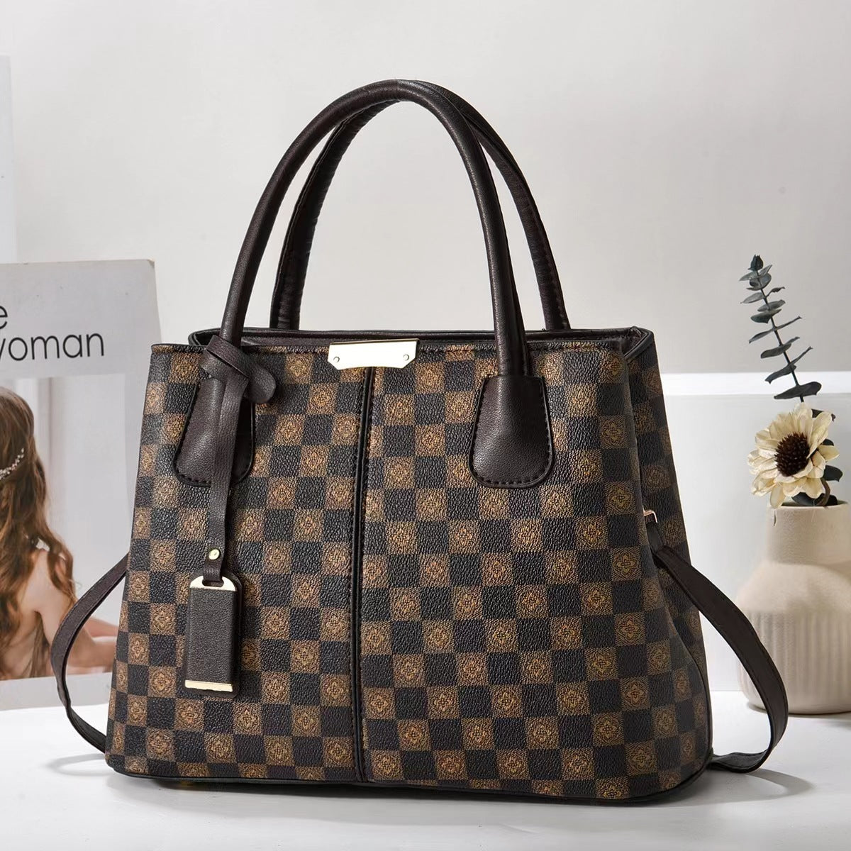 Elegant Printed Tote – Portable Shoulder & Crossbody Bag for Women Elegant Printed Tote | Ectron Online